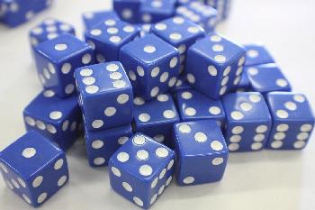 DICE - 16MM - BLUE WITH WHITE PIPS